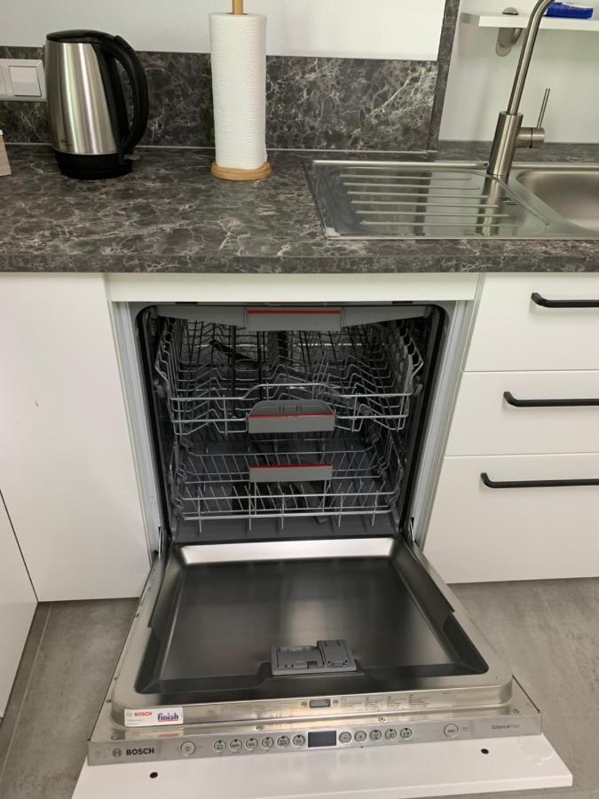 Firmen & Ferienwohnung Brecht 2 Waibstadt Экстерьер фото